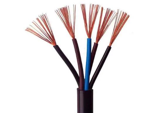 環(huán)市牌電纜講解電纜的保護方法是什么  1、屋檐下。電纜只在不直接暴露在陽光照射或高溫下，標準局域網(wǎng)電纜就可以應(yīng)用，建議使用管道。  2、外墻上。避免陽光直接照射墻面及人為損壞。